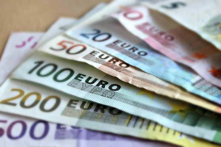 Mon mari touche 1500 euros ai je droit au RSA