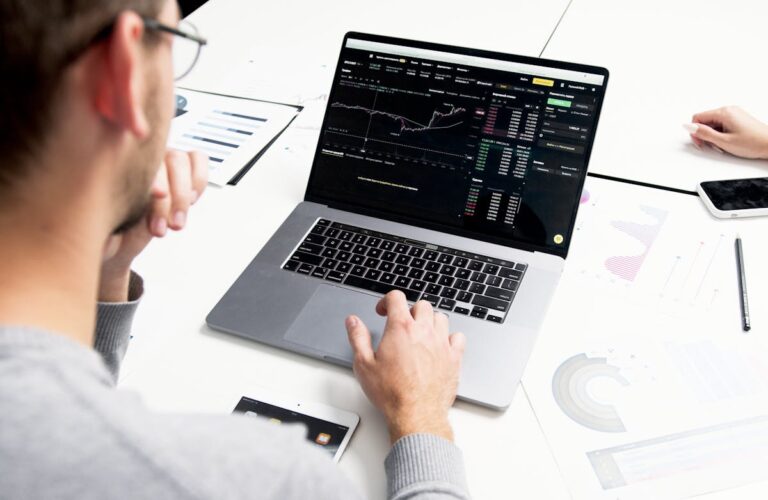 bachelor finance studi