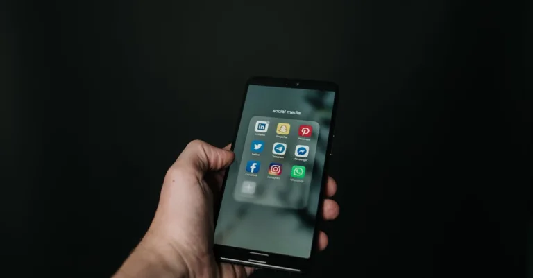 découvrez linkedin, le réseau professionnel incontournable pour bâtir votre carrière, élargir votre réseau et partager vos compétences. rejoignez des millions de professionnels et développez votre marque personnelle dans un environnement dynamique.