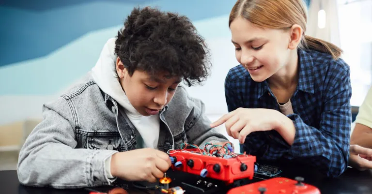 découvrez les compétences de demain qui transformeront votre carrière et vous prépareront aux défis du futur. apprenez comment développer des aptitudes essentielles pour s'adapter à un monde en constante évolution.