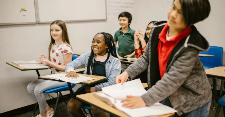 découvrez l'italien facilement grâce à nos cours interactifs et immersifs. que vous soyez débutant ou souhaitiez perfectionner vos compétences, apprenez la langue de la culture, de la cuisine et de l'art avec des ressources adaptées à tous les niveaux.