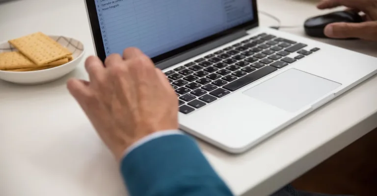 découvrez les meilleures pratiques et stratégies de gestion des données pour optimiser l'utilisation de vos informations, améliorer la prise de décision et garantir la sécurité de votre entreprise.