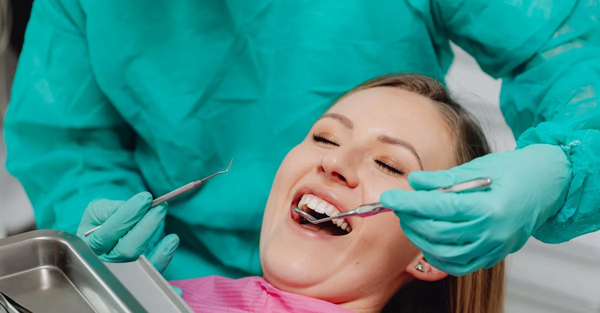 découvrez le métier d’assistant(e) dentaire : missions, compétences, formation et perspectives de carrière pour accompagner efficacement les dentistes au quotidien.