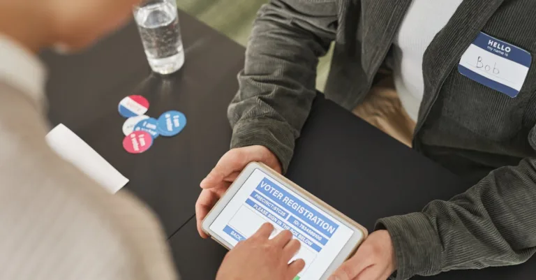 découvrez les meilleures pratiques et stratégies de la gouvernance digitale pour optimiser la gestion et la sécurité de vos ressources numériques.