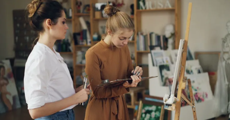 découvrez notre cours de décoration pour maîtriser l'art d'embellir vos espaces avec style et créativité. apprenez les techniques essentielles pour transformer votre intérieur.