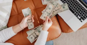 découvrez des idées et astuces pratiques pour générer un revenu à domicile facilement et efficacement.