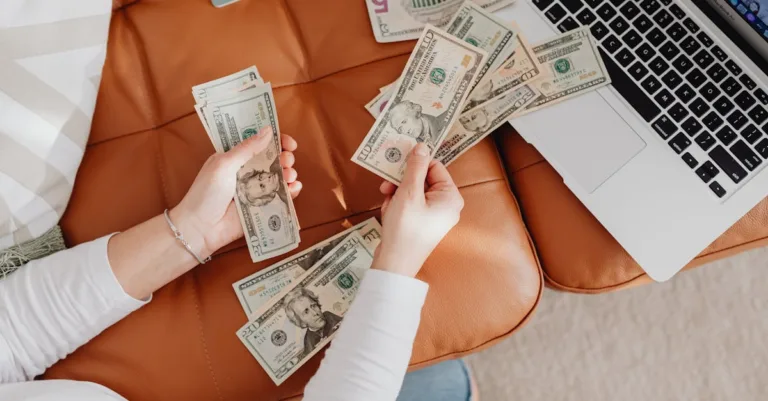 découvrez des idées et astuces pratiques pour générer un revenu à domicile facilement et efficacement.