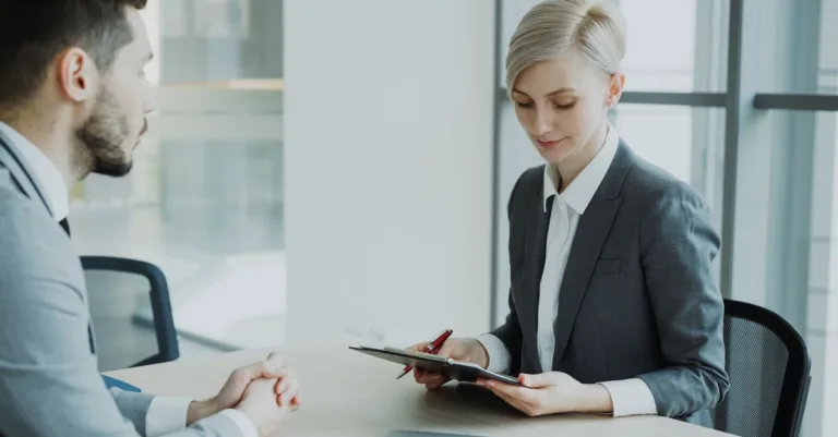 exercices de préparation au recrutement pour réussir vos entretiens d'embauche et maximiser vos chances de décrocher le poste souhaité.