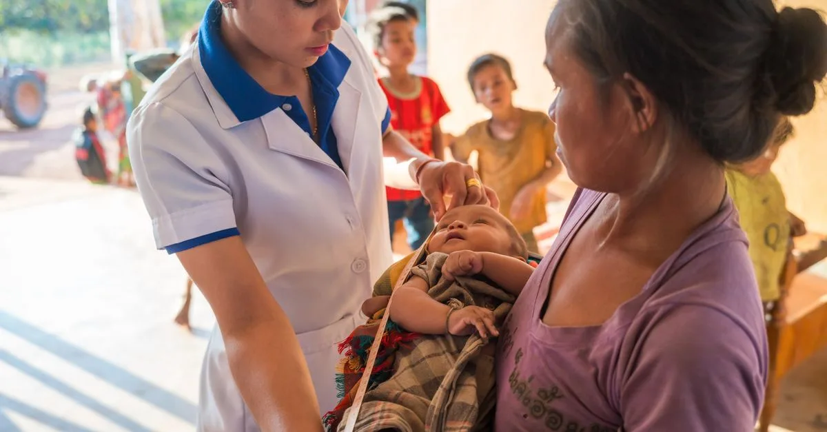 découvrez le projet d'assistant de garde d'enfants dédié à soutenir le développement et le bien-être des enfants en milieu éducatif.