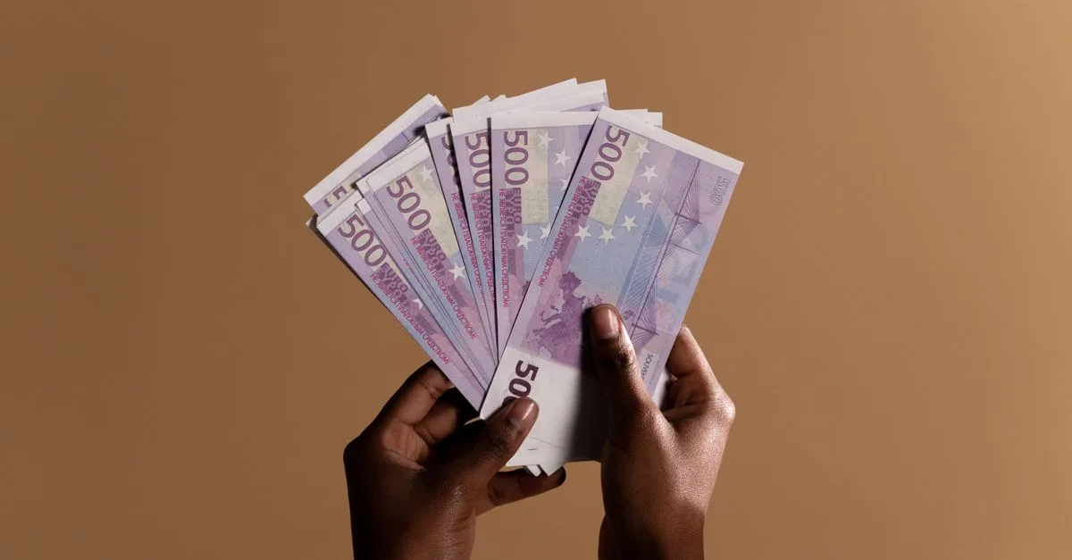 découvrez tout sur le salaire des atsem : grille salariale, évolutions possibles et facteurs influençant la rémunération des agents territoriaux spécialisés des écoles maternelles.