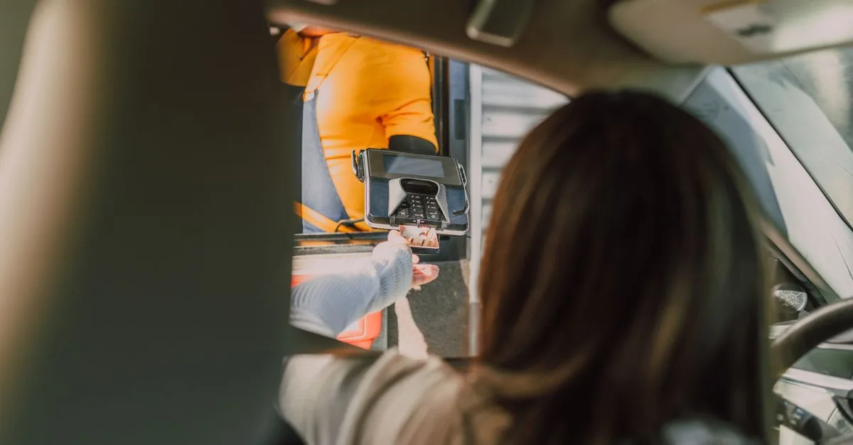 découvrez les étapes à suivre pour renouveler votre carte de qualification de conducteur et continuer à exercer en toute conformité.